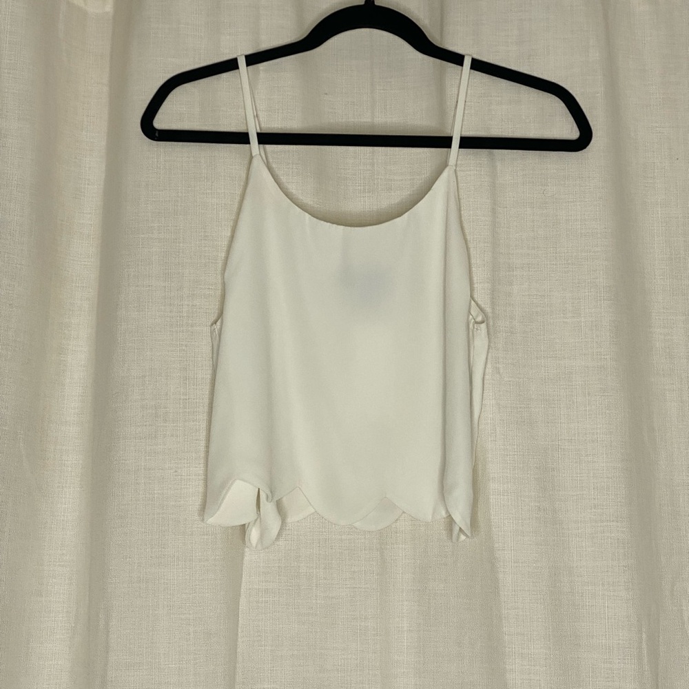 Elegant White Scalloped Hem Women's Top